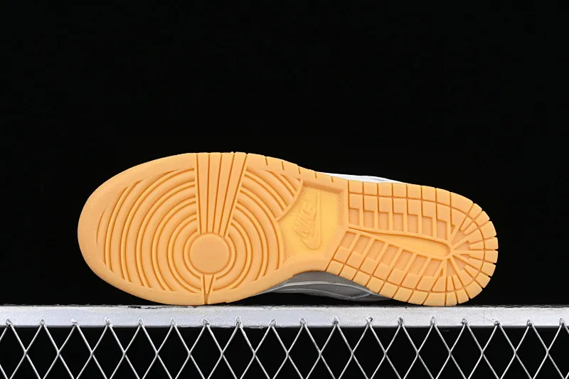 All Categories Nk SB Dunk Series Nk SB Dunk Low Low-top sneakers Cost-effective version Nk Dunk Low "If Lost Return To" Mixed stitching SB low-top sports and leisure sneakers FJ5475-100